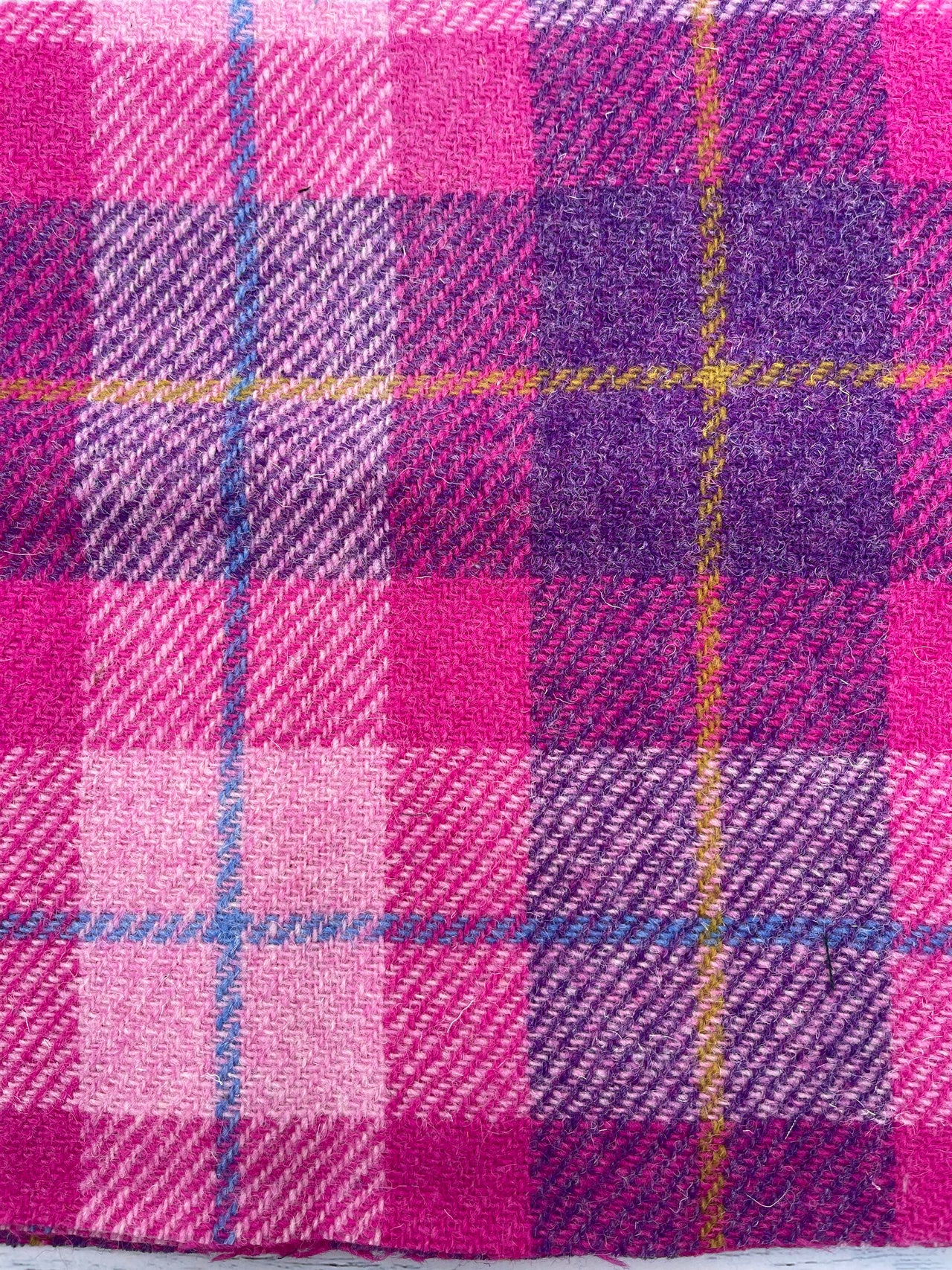 Harris Tweed Collar - Pinks / Purple Designs